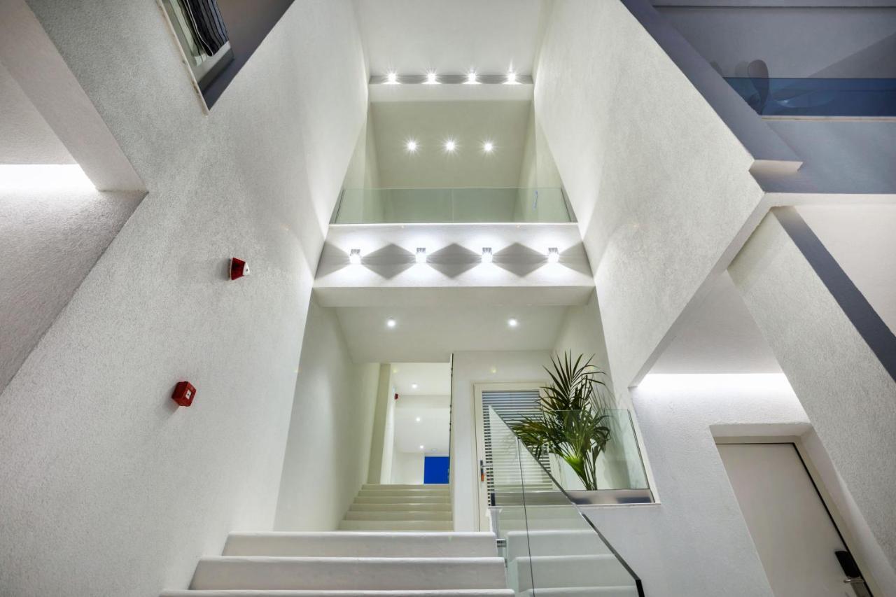 Cocoοns Luxury Suites & Villas Fourka Exterior foto
