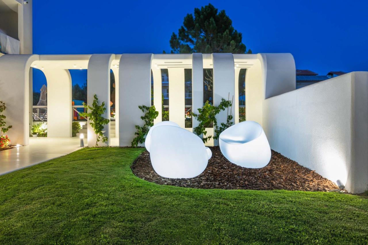 Cocoοns Luxury Suites & Villas Fourka Exterior foto