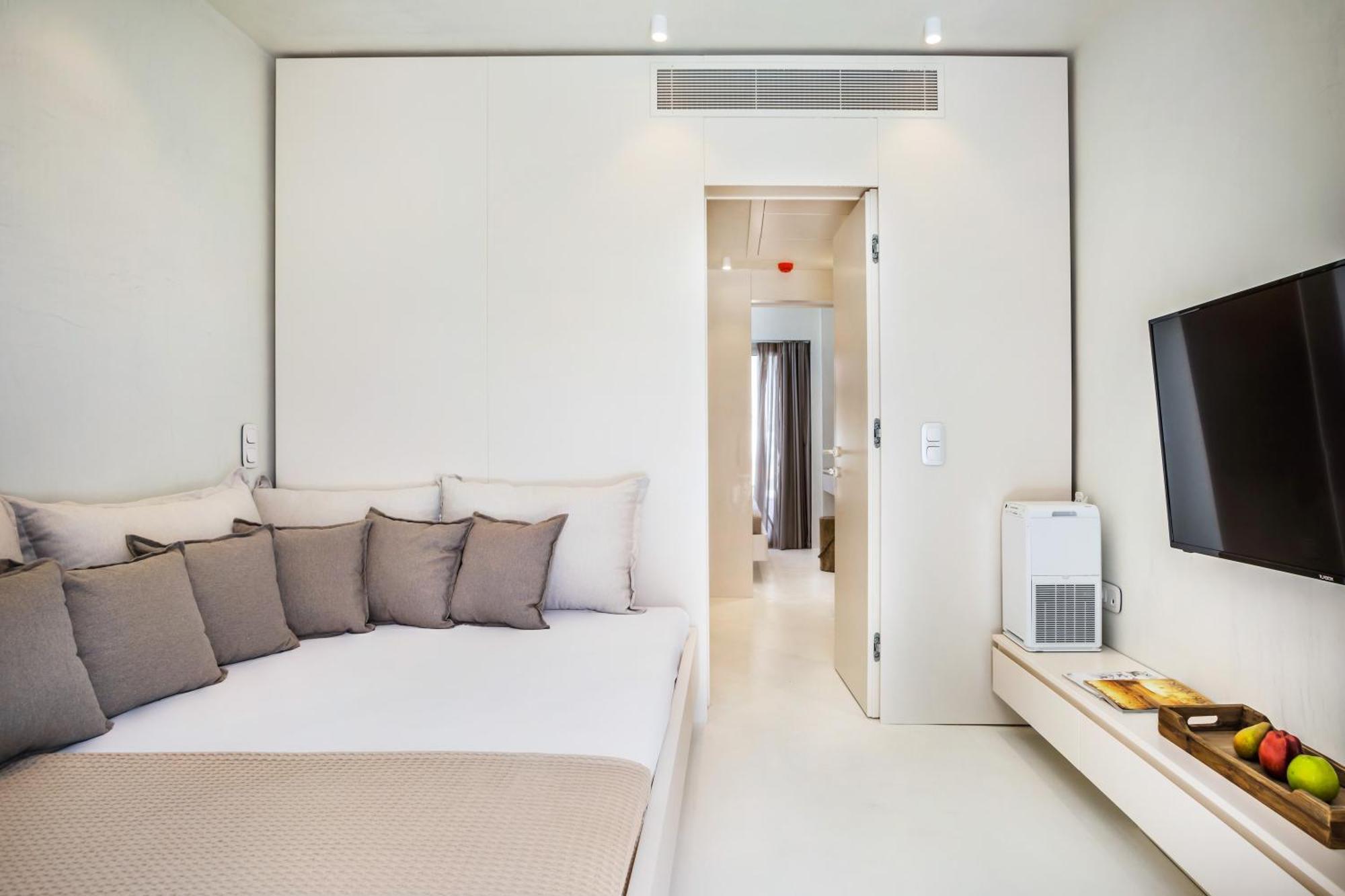 Cocoοns Luxury Suites & Villas Fourka Exterior foto